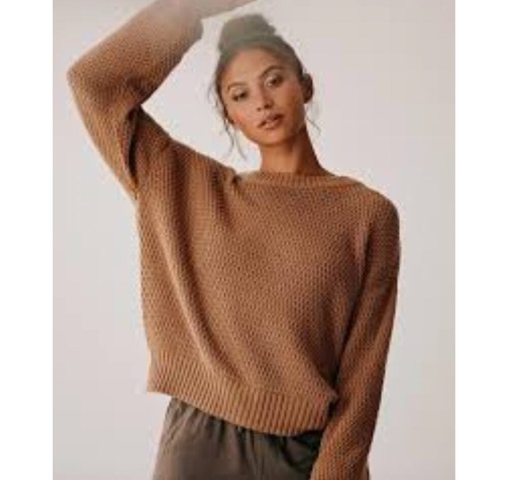 Pact Honeycomb Knit Crew Sweater Camel Size Small 100% Cotton
